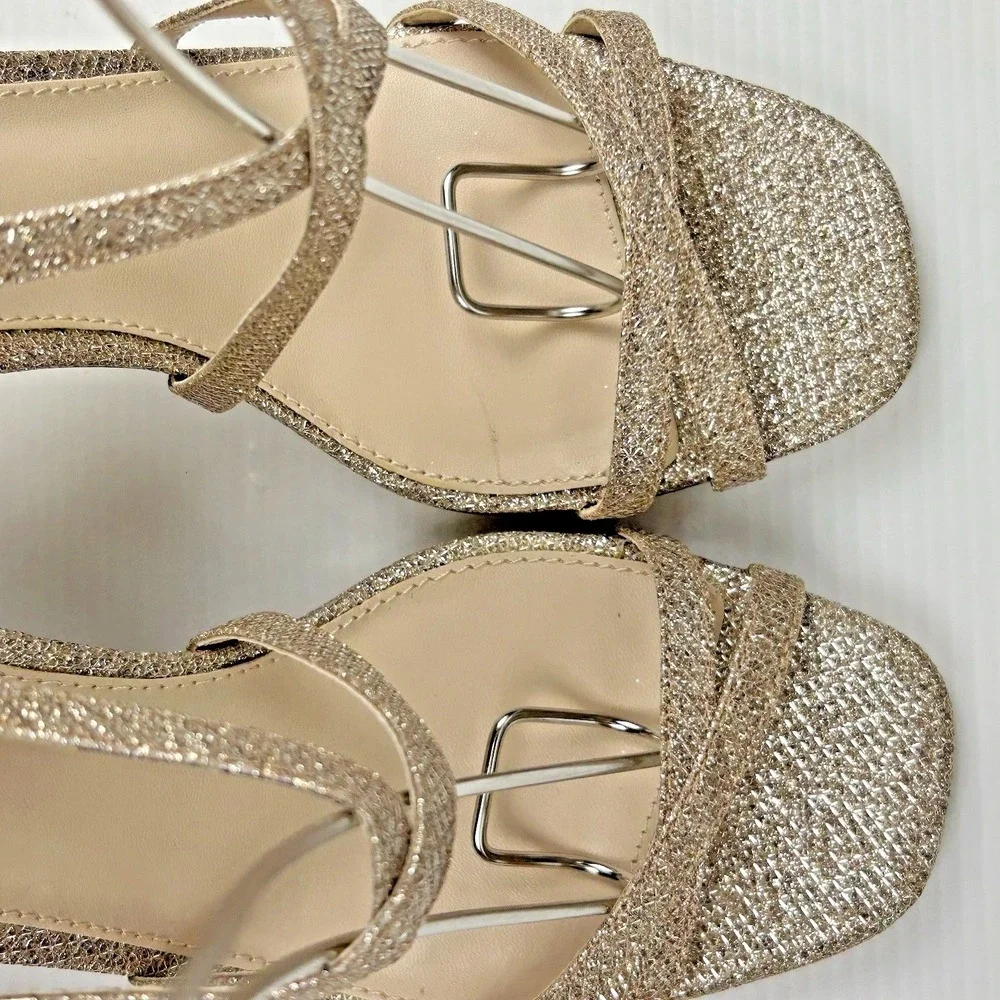 Pelle Moda Size 6.5 Gold Glitter Sparkly NEW Noreen Strap 3